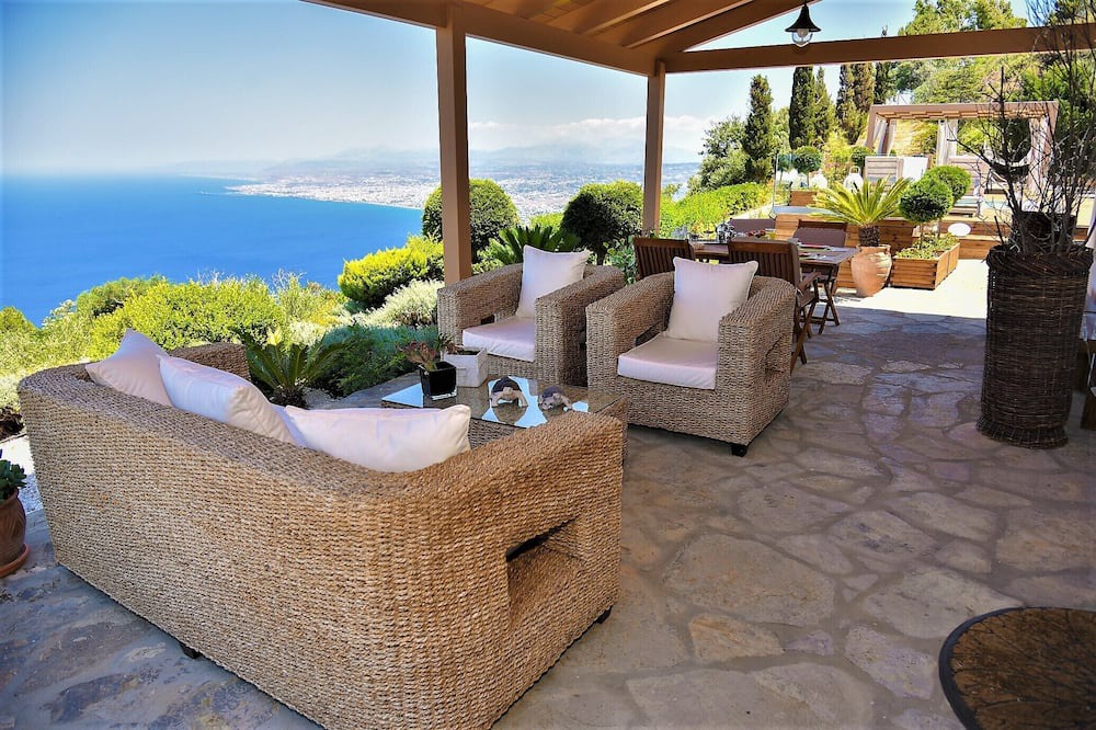 Photo of Patio Balcony in Rodhia