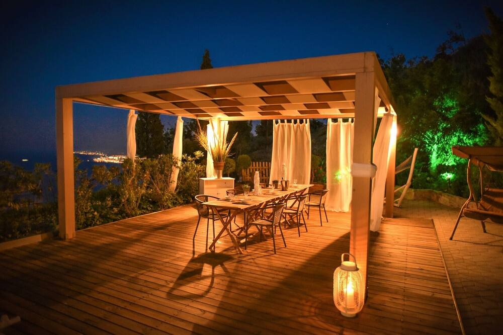 Photo of Patio Balcony in Rodhia