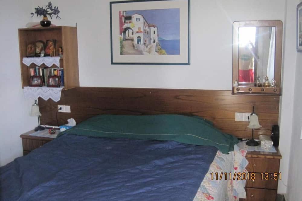 Photo of Bedroom in Dhrepanon