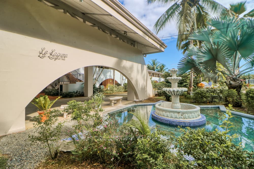 Photo of Others in Damas