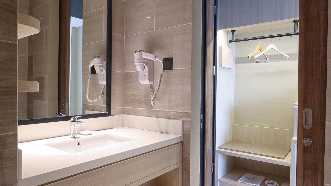 Photo of Bathroom in Mataram