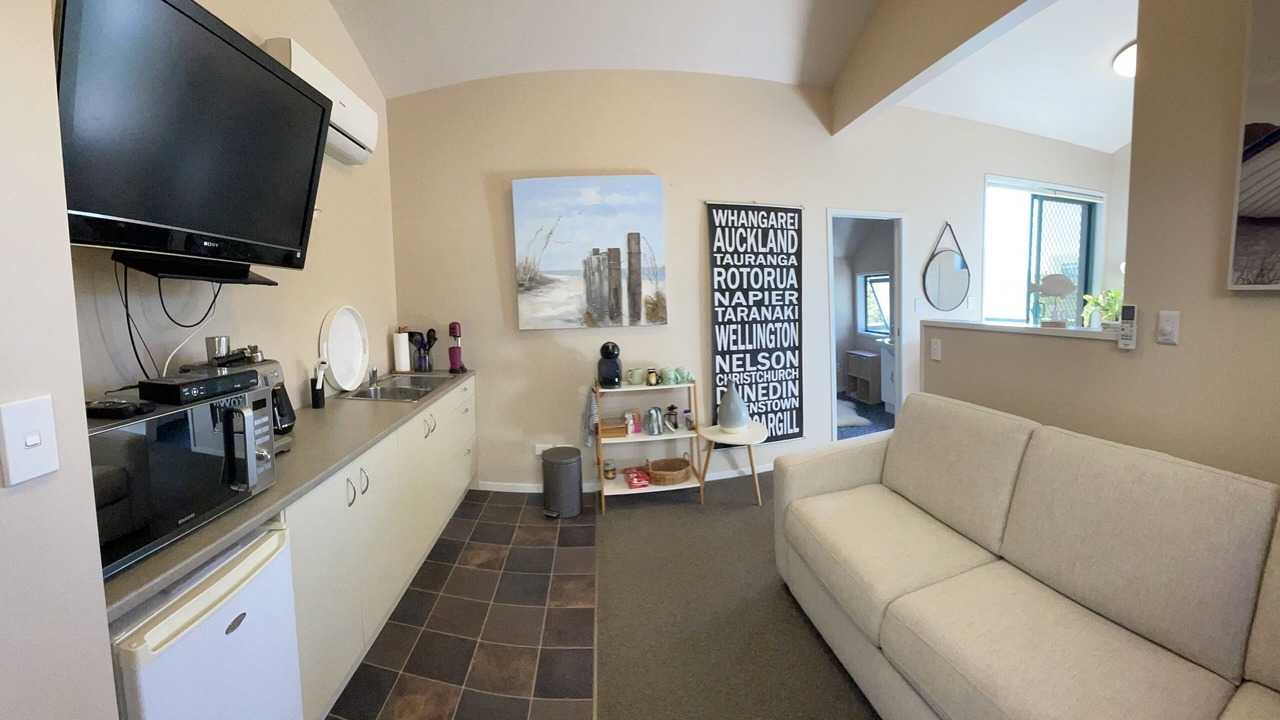 Photo of Livingroom in Ohope