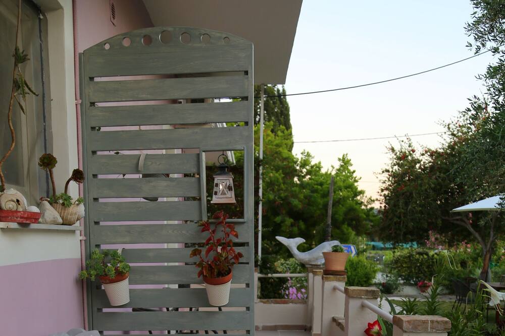 Photo of Patio Balcony in Petriti