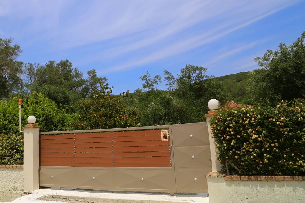 Photo of Outdoor in Petriti