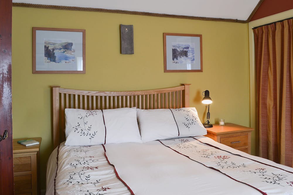 Photo of Bedroom in Kirkwall
