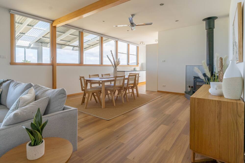 Photo of Livingroom in Alonnah