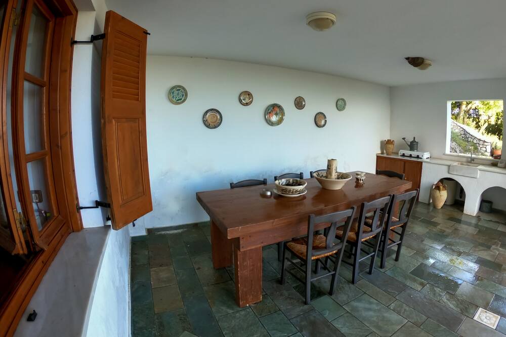 Photo of Kitchen in Raftis