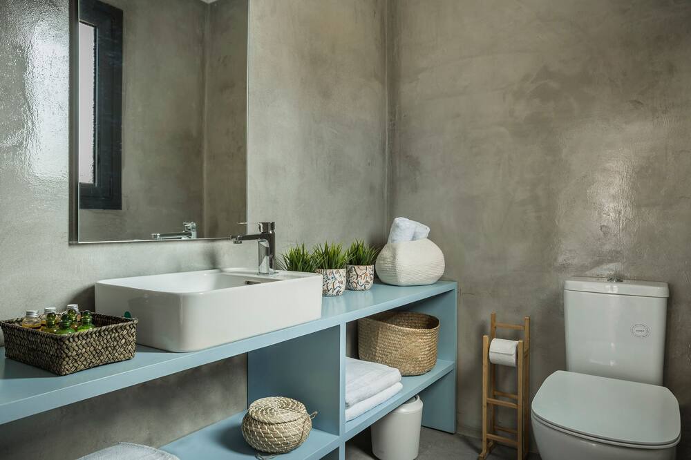 Photo of Bathroom in Lixouri