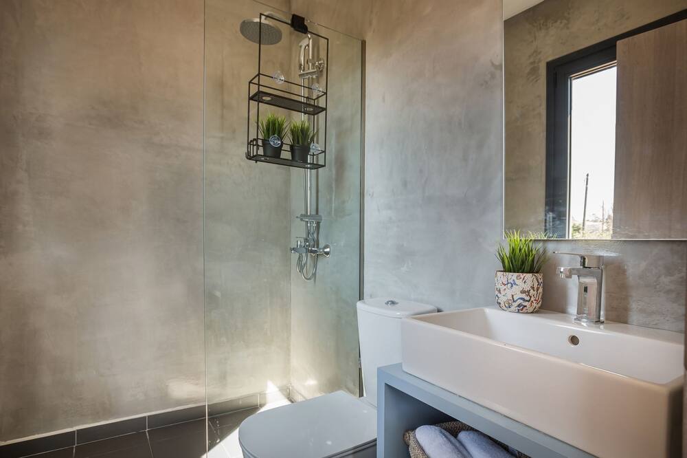 Photo of Bathroom in Lixouri