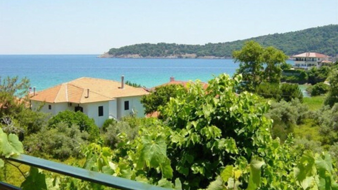 Photo of Outdoor in Kinyra