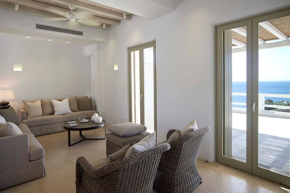 Photo of Livingroom in Paradise