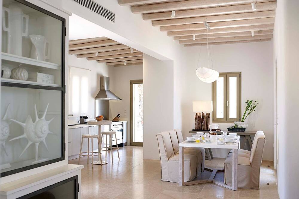 Photo of Livingroom in Paradise