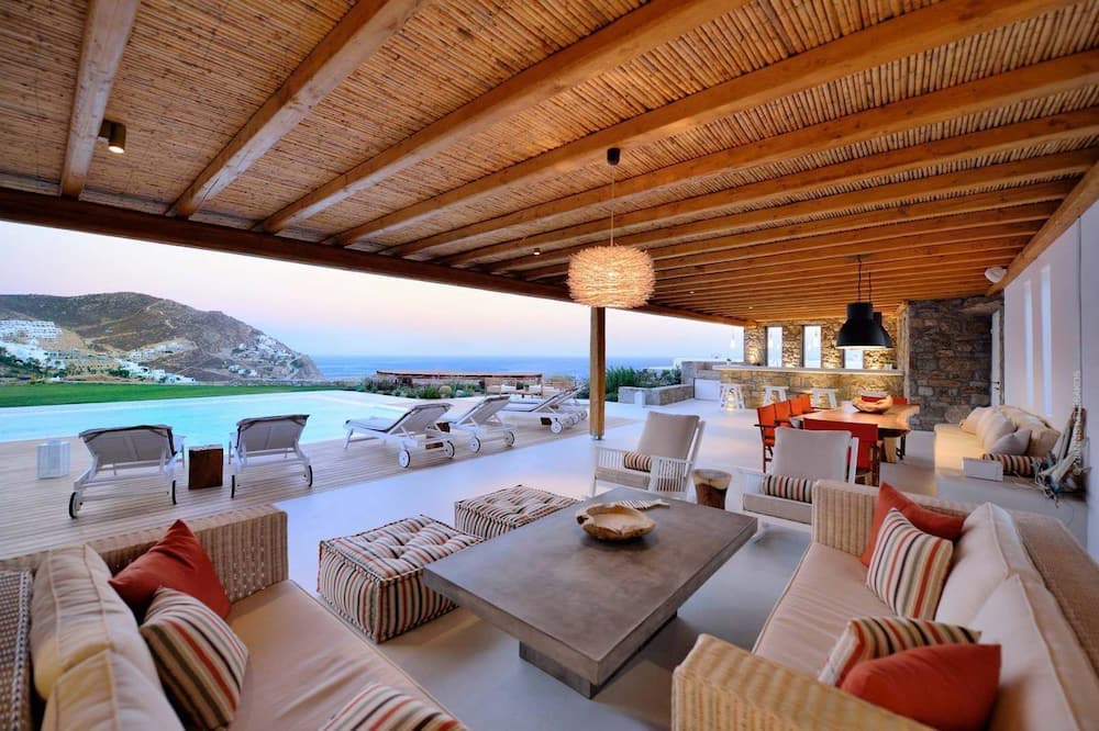Photo of Patio Balcony in Houlakia
