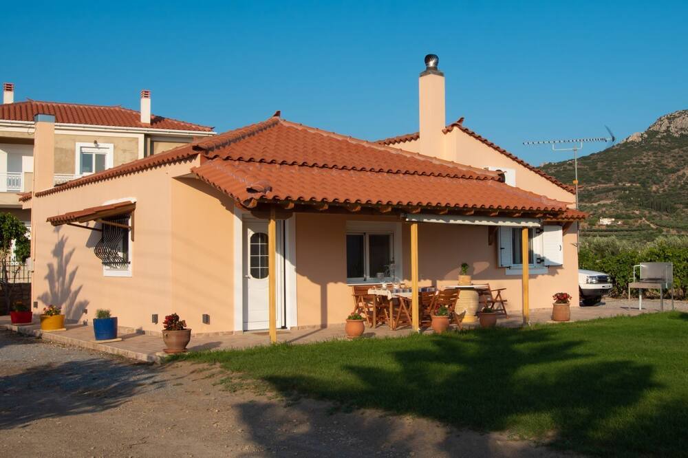 Photo of Outdoor in Papadhianika