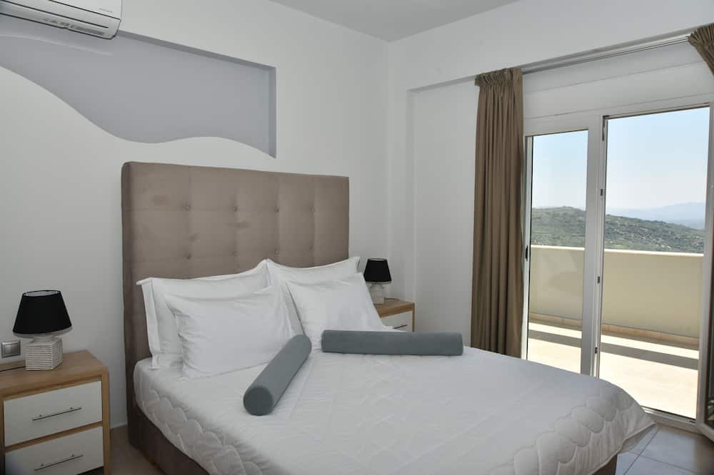 Photo of Bedroom in Minoa Pediada