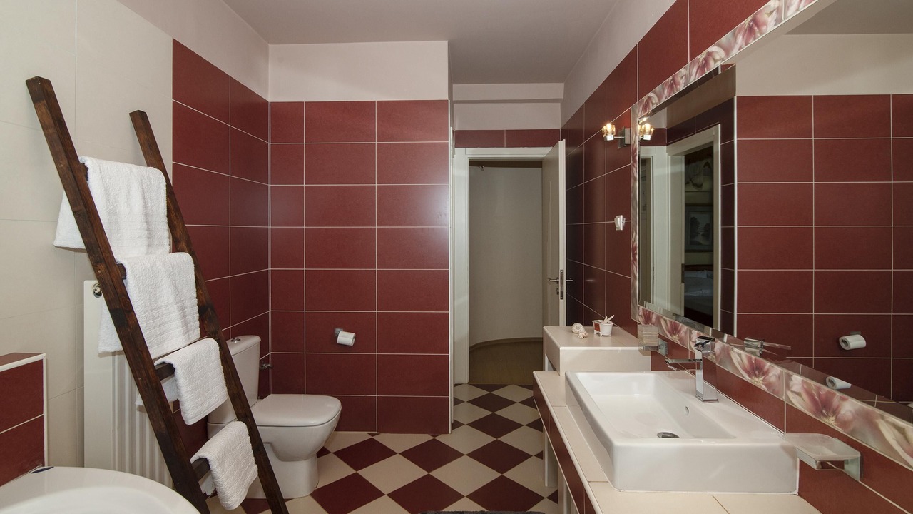 Photo of Bathroom in Archea Pissa