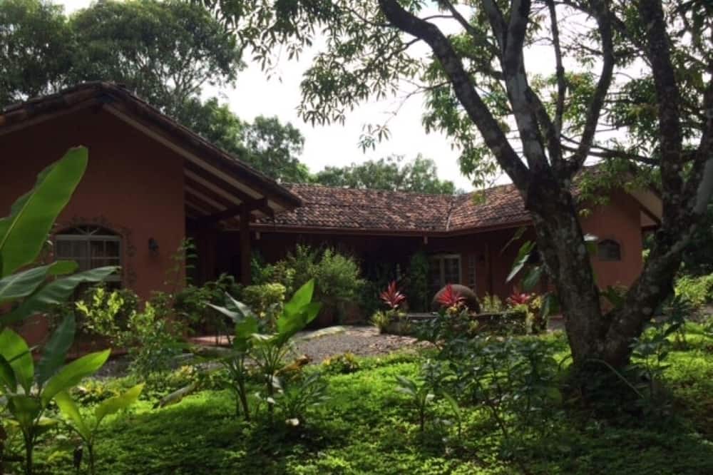 Photo of Others in Tarcoles