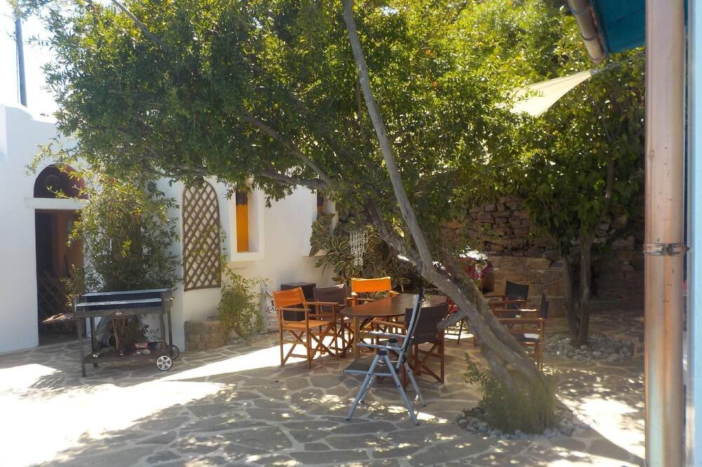 Photo of Patio Balcony in Katsikia