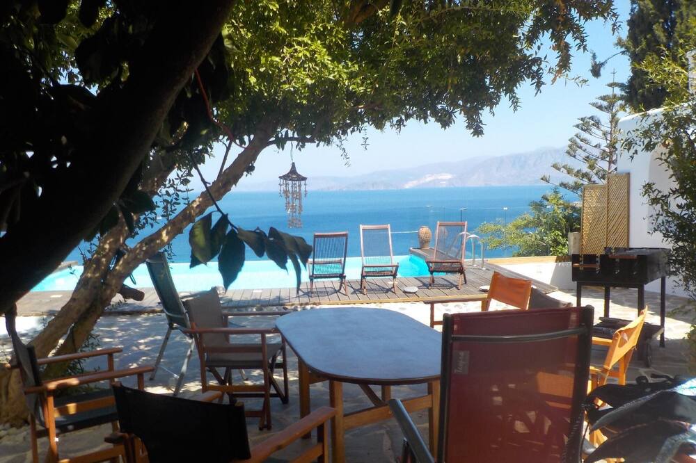 Photo of Patio Balcony in Katsikia