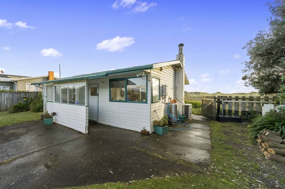 Photo of Others in Waitarere Beach
