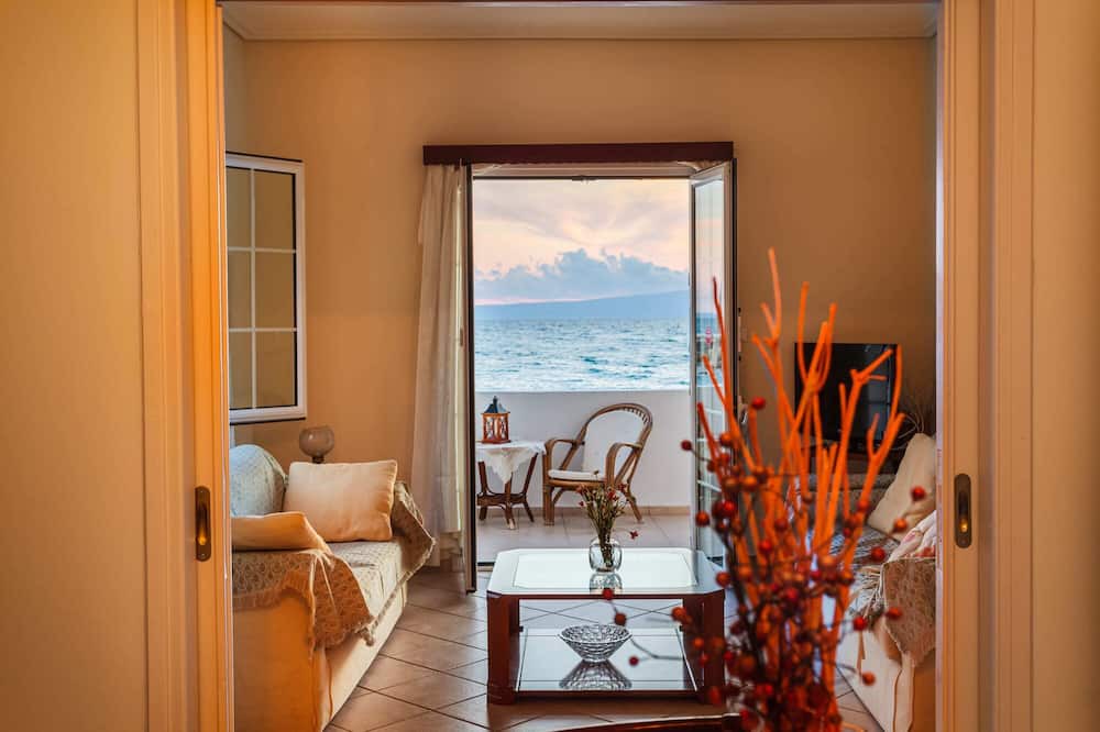 Photo of Bedroom in Akrogialion