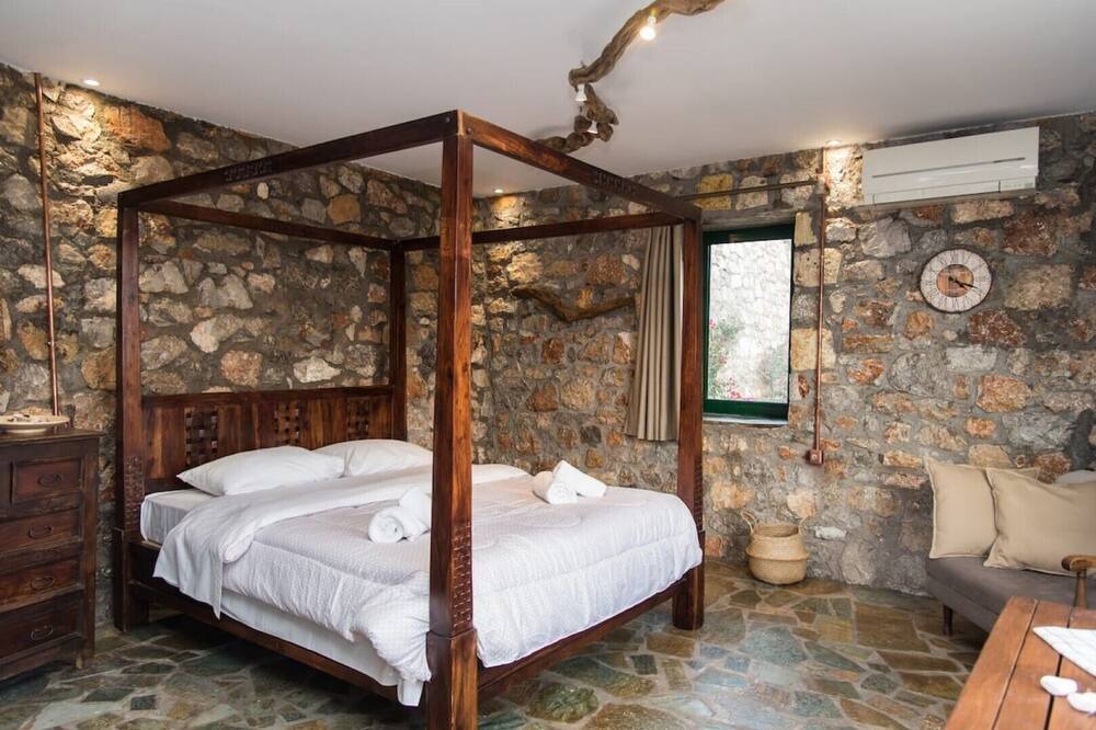 Photo of Bedroom in Phthiotis Region