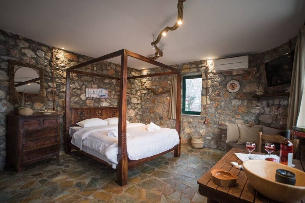 Photo of Bedroom in Phthiotis Region