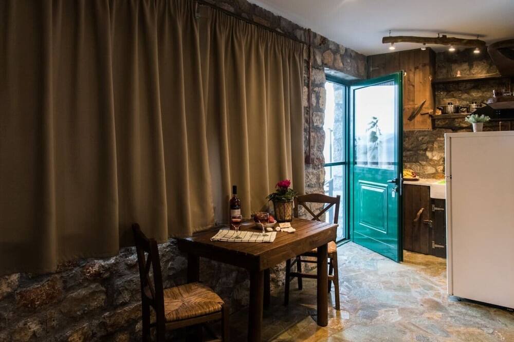 Photo of Kitchen in Phthiotis Region