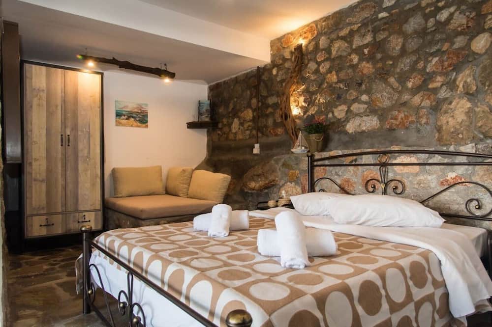 Photo of Bedroom in Phthiotis Region