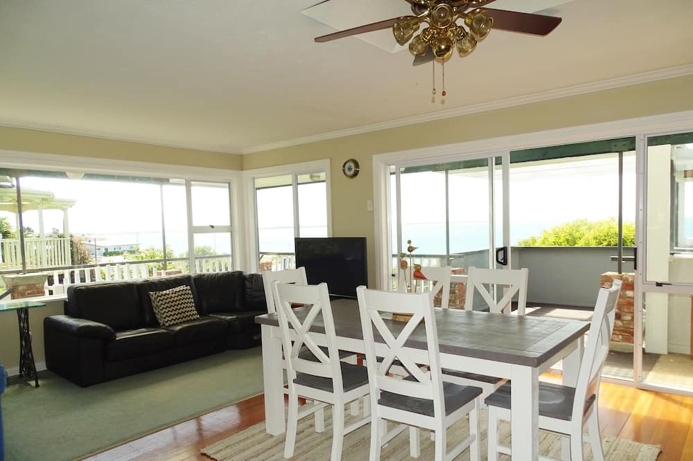 Photo of Livingroom in Riverton