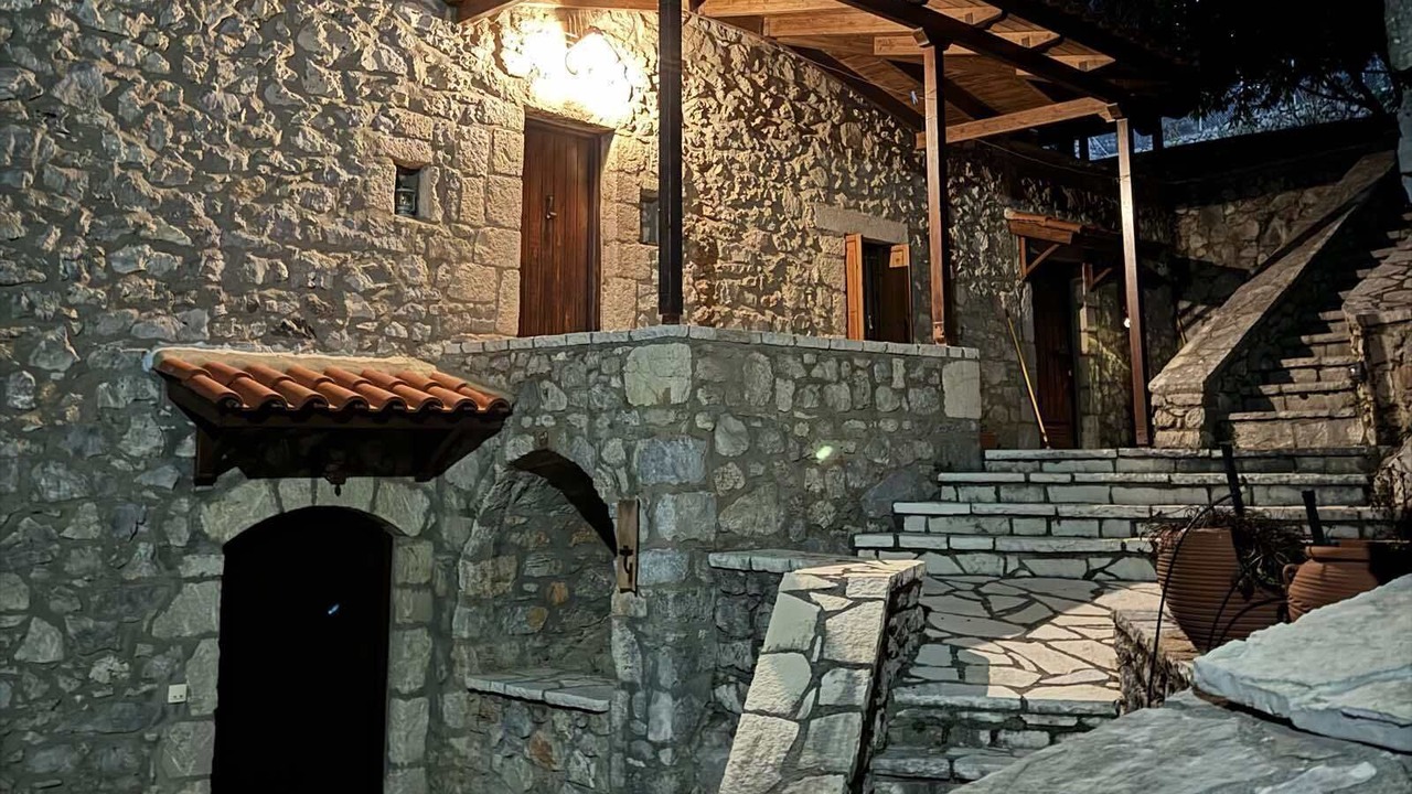 Photo of Outdoor in Raftis