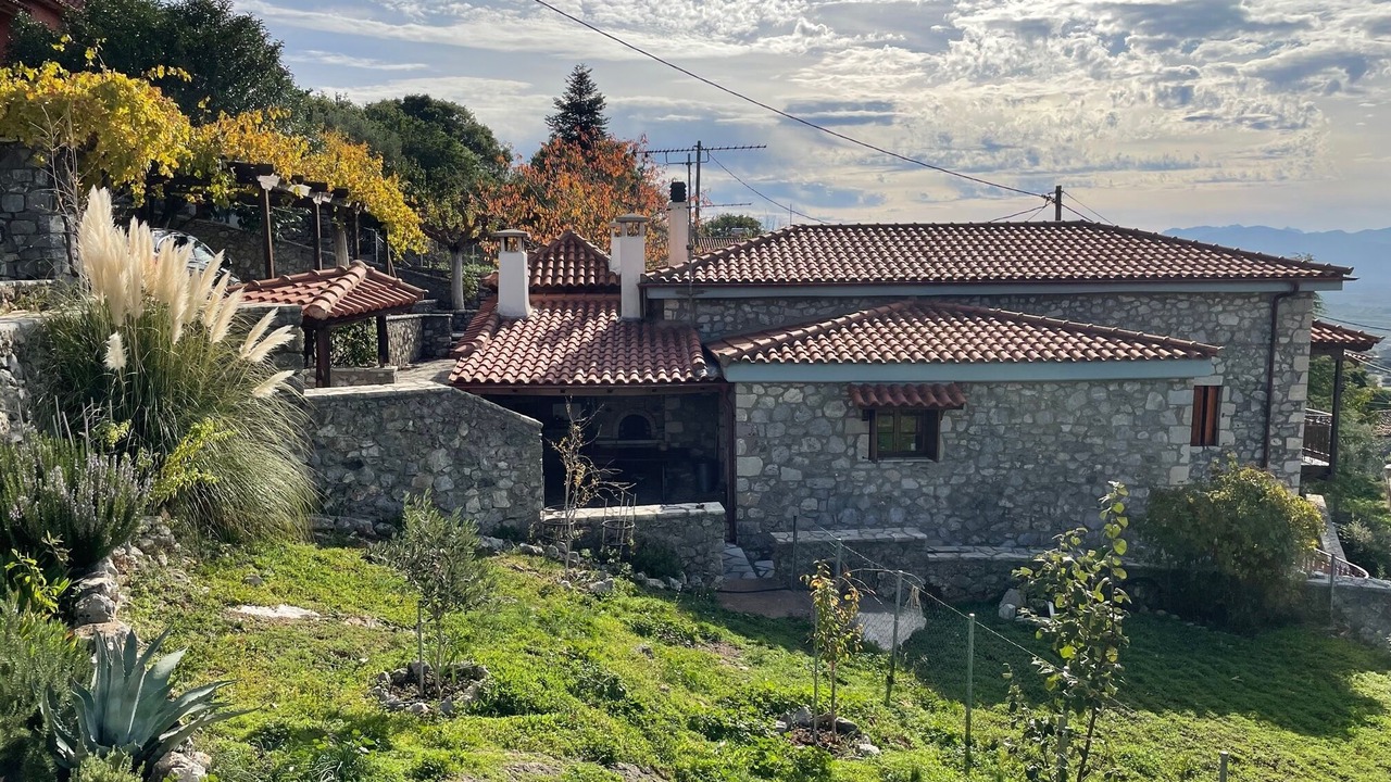 Photo of Outdoor in Raftis