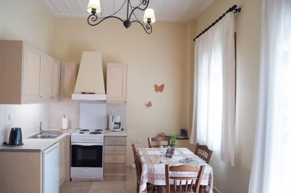 Photo of Kitchen in Katalagari Village