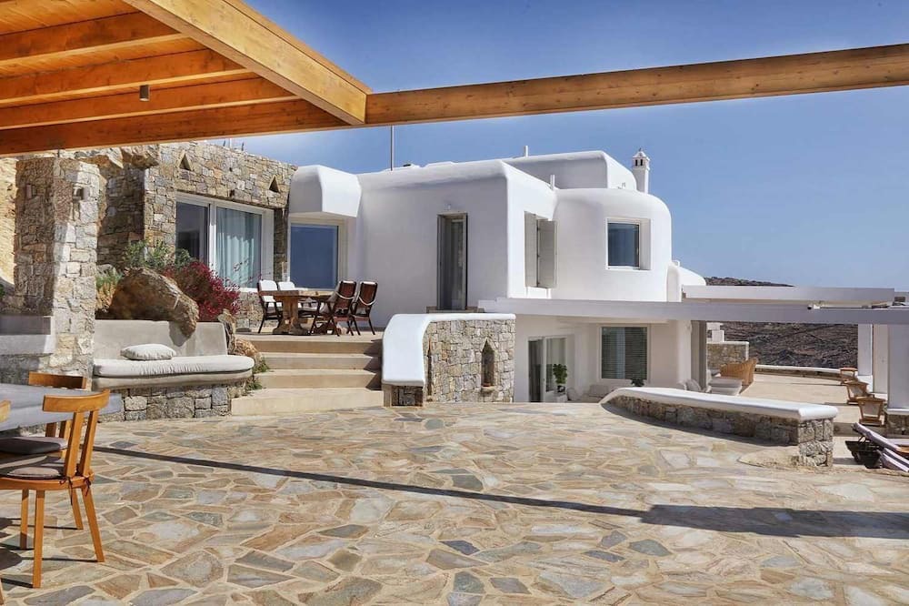 Photo of Patio Balcony in Elia