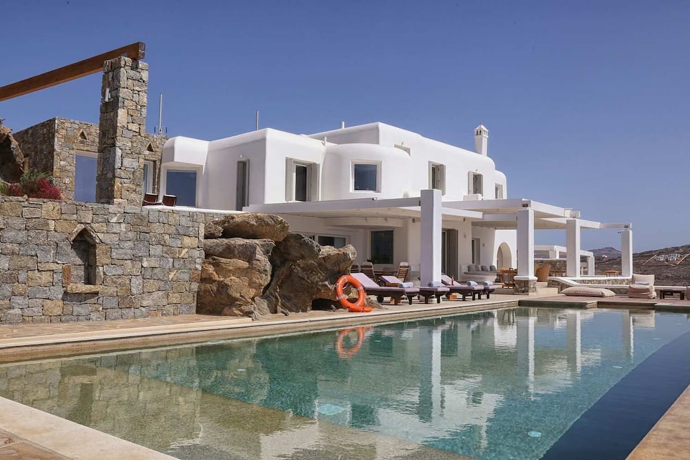 Photo of Outdoor in Elia