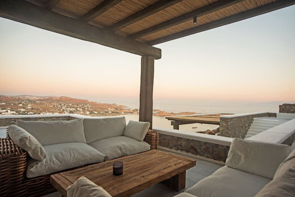 Photo of Patio Balcony in Psarou
