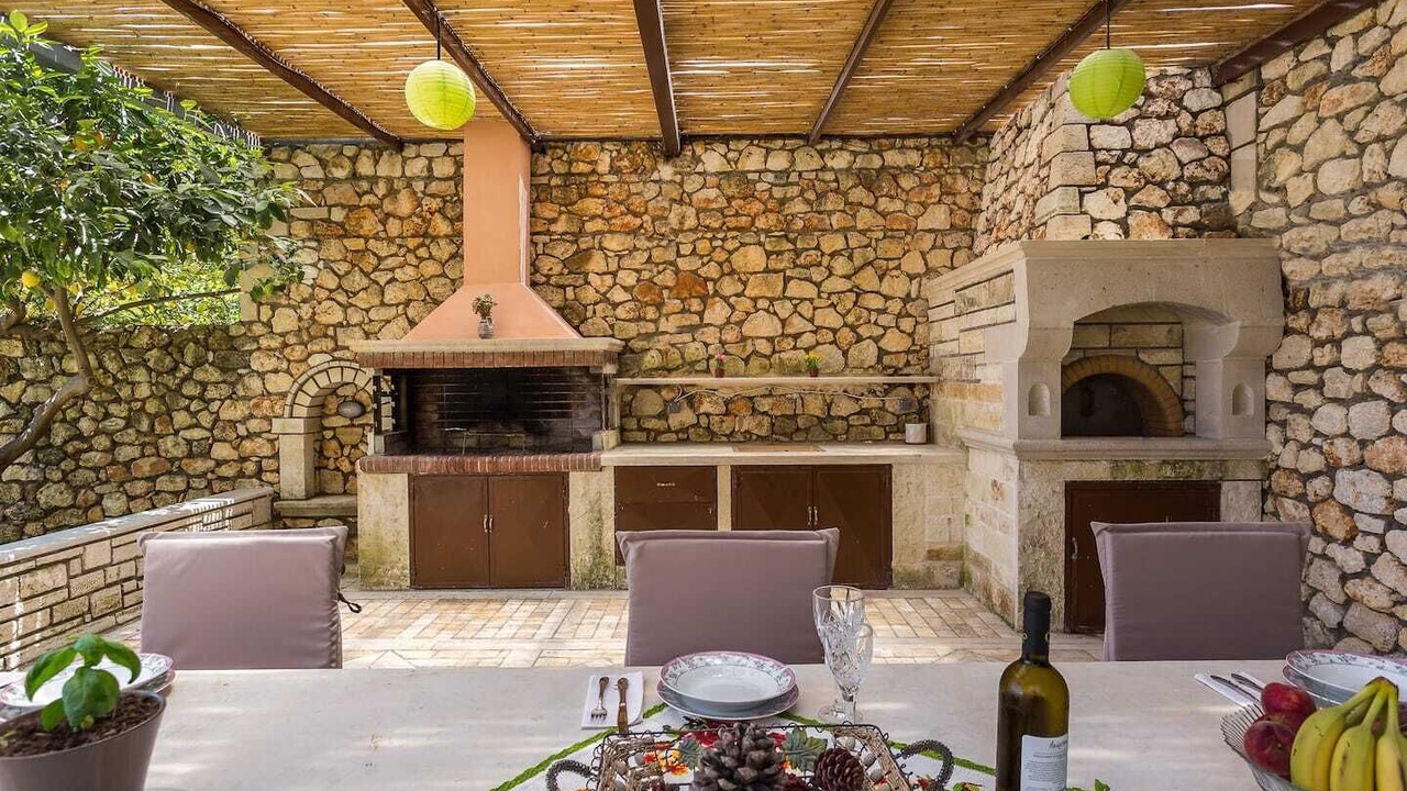Photo of Outdoor in Margarites
