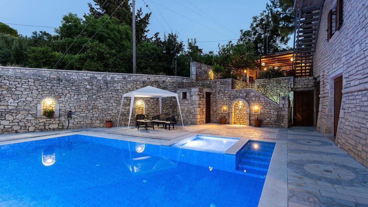 Photo of Outdoor in Margarites