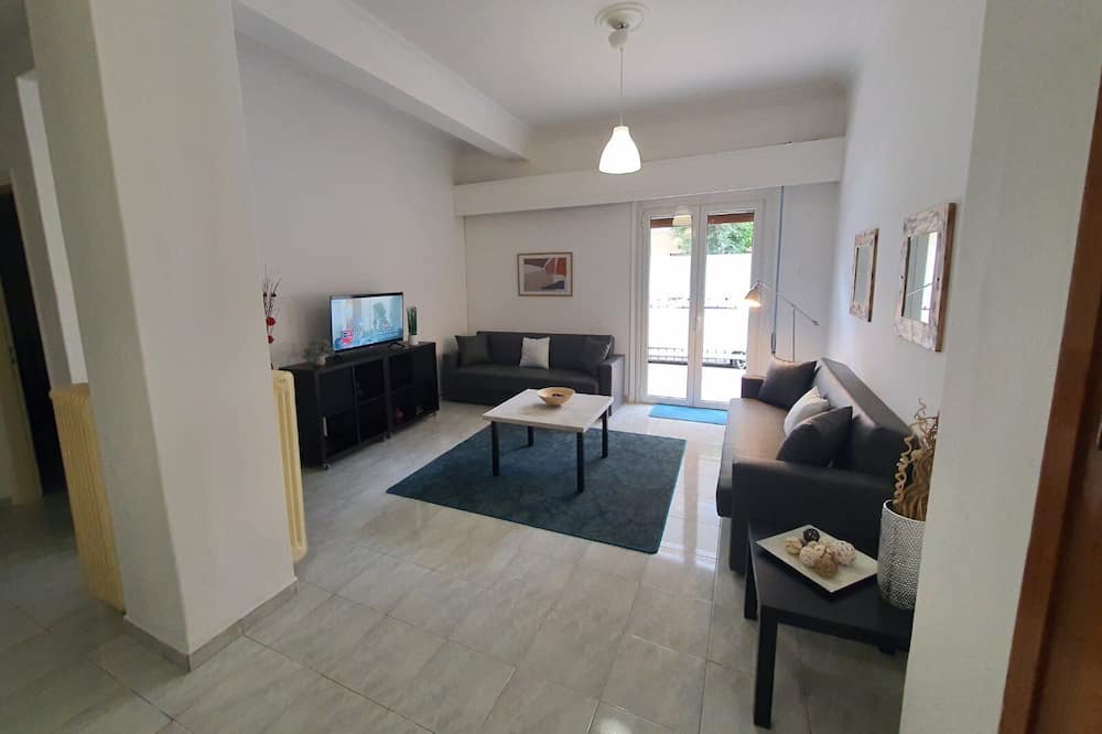 Photo of Livingroom in Kallithea