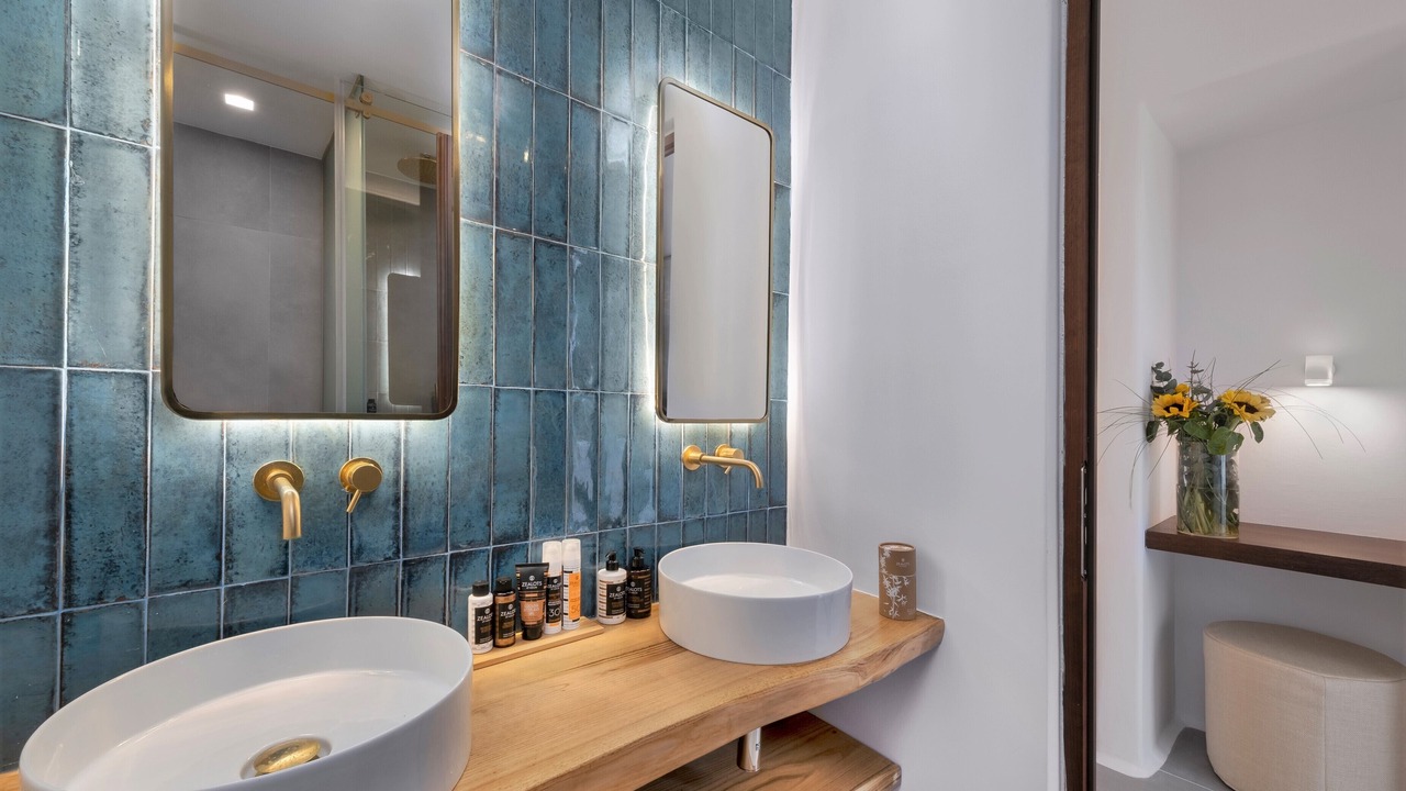 Photo of Bathroom in Plintri