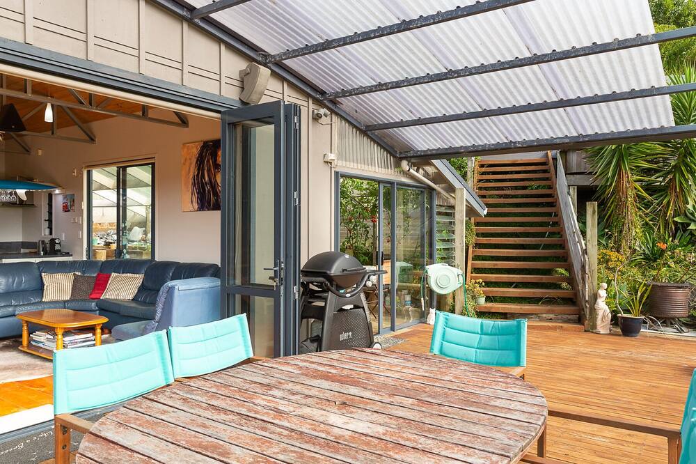 Photo of Patio Balcony in Matapouri