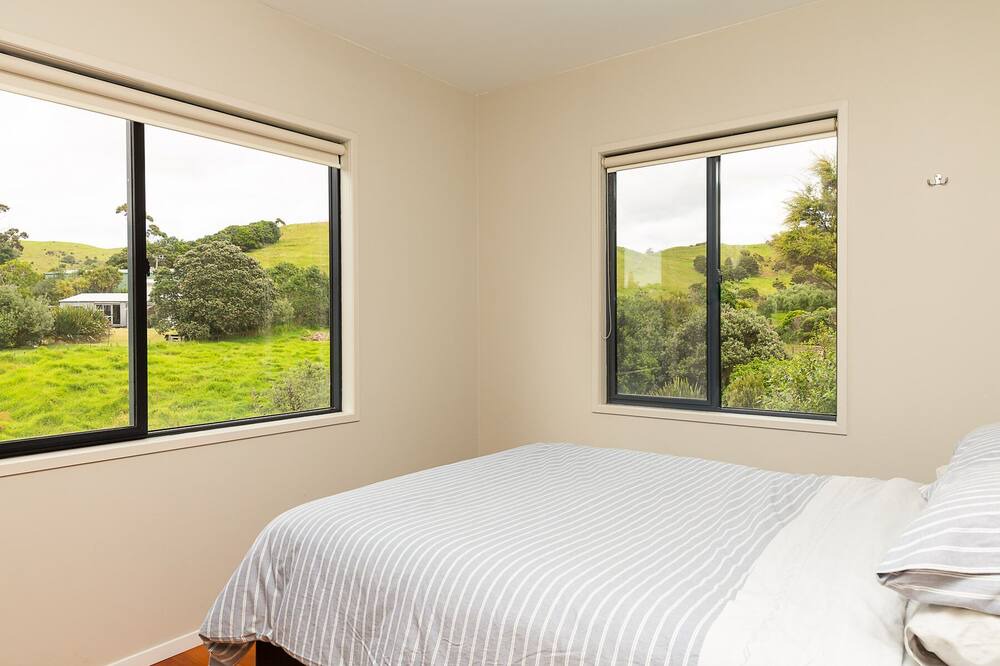 Photo of Bedroom in Matapouri