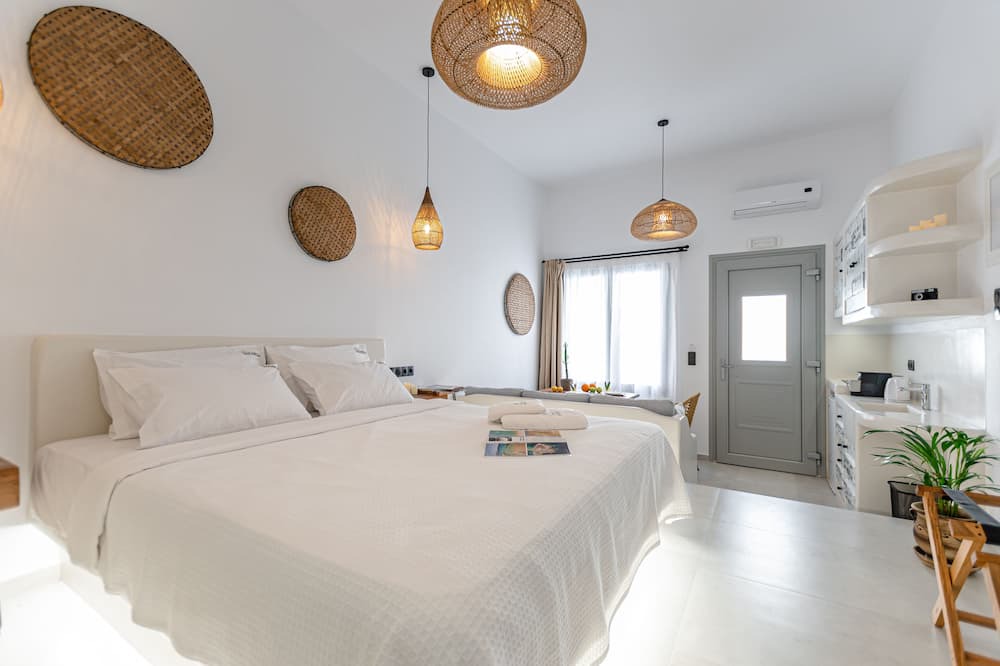 Photo of Bedroom in Naxos Town
