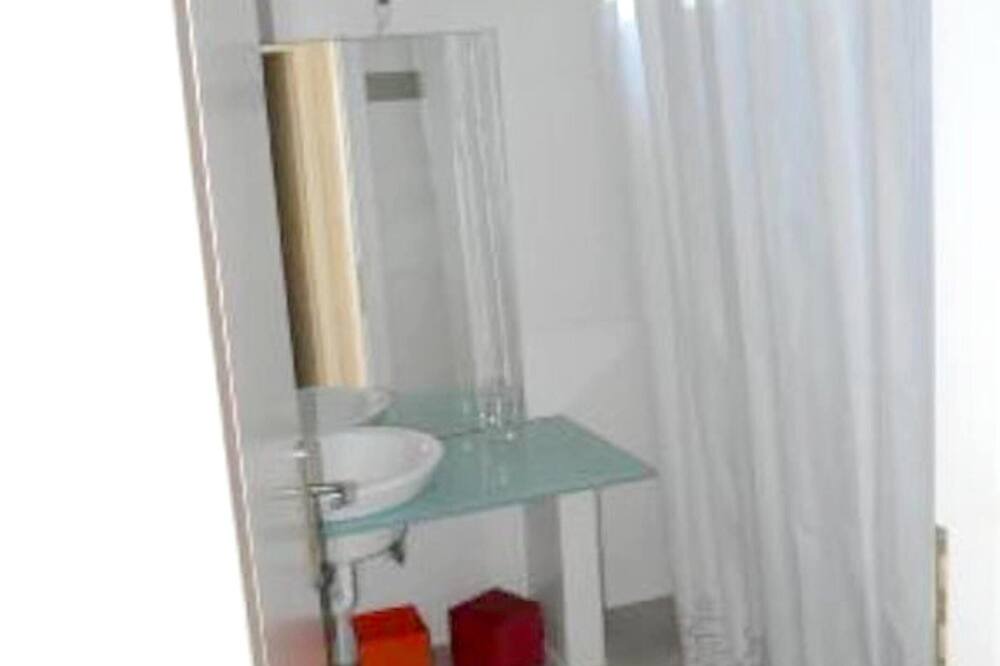 Photo of Bathroom in Lepreo