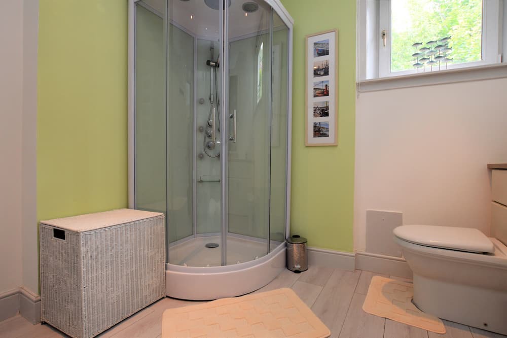 Photo of Bathroom in Tarbert