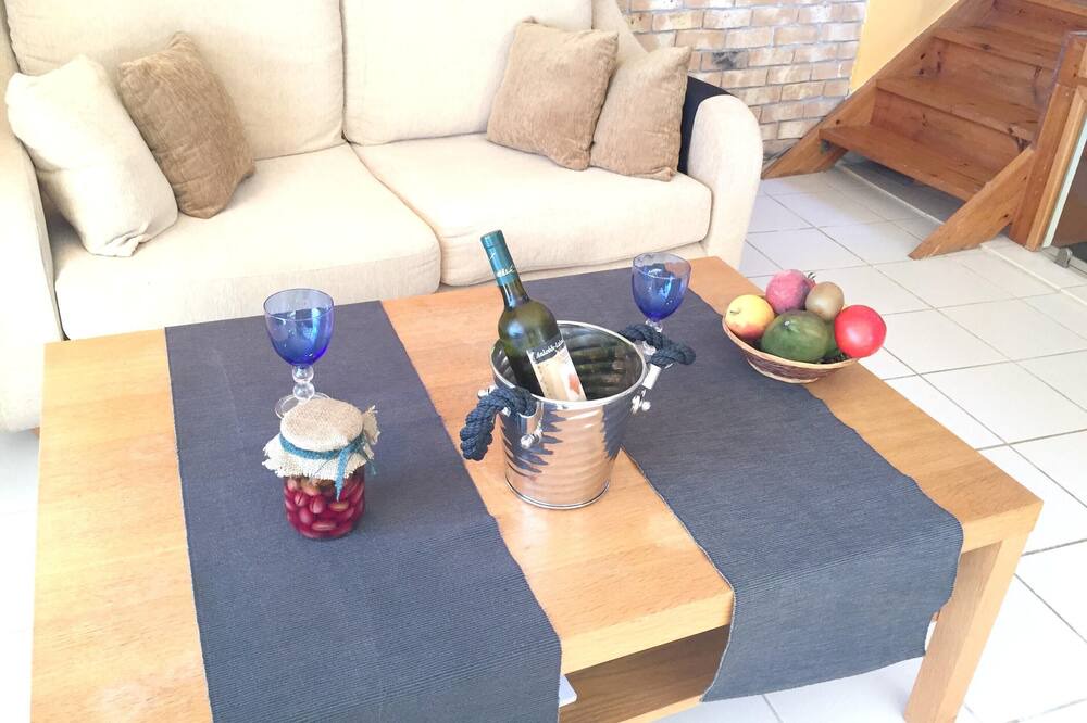 Photo of Livingroom in Akrogialion