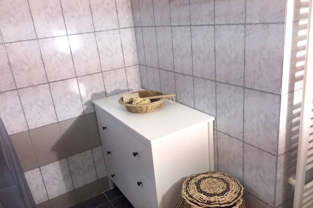 Photo of Bathroom in Akrogialion