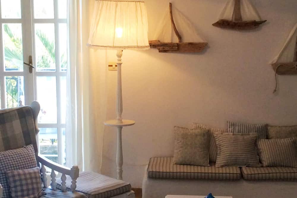 Photo of Livingroom in Evreti