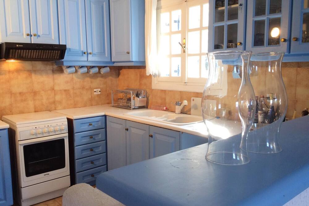Photo of Kitchen in Evreti