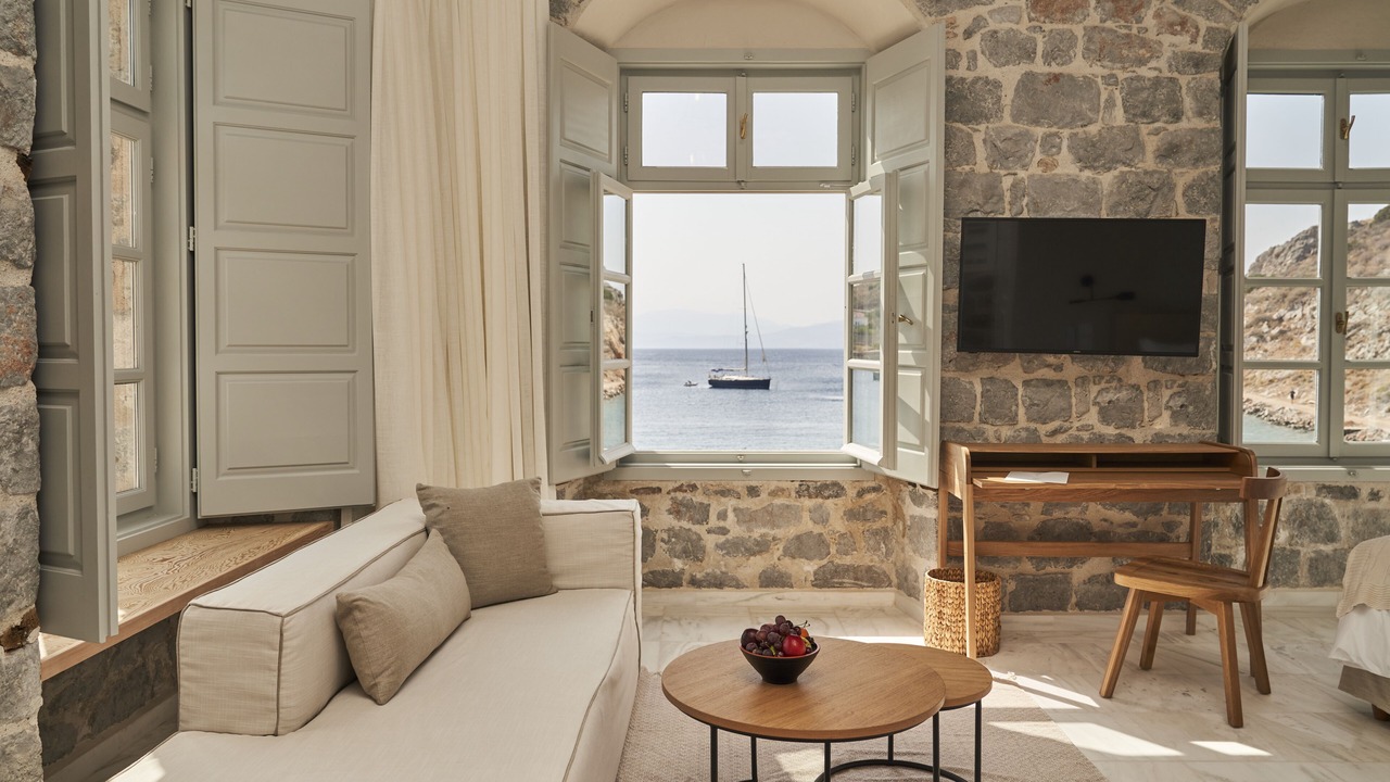 Photo of Others in Hydra